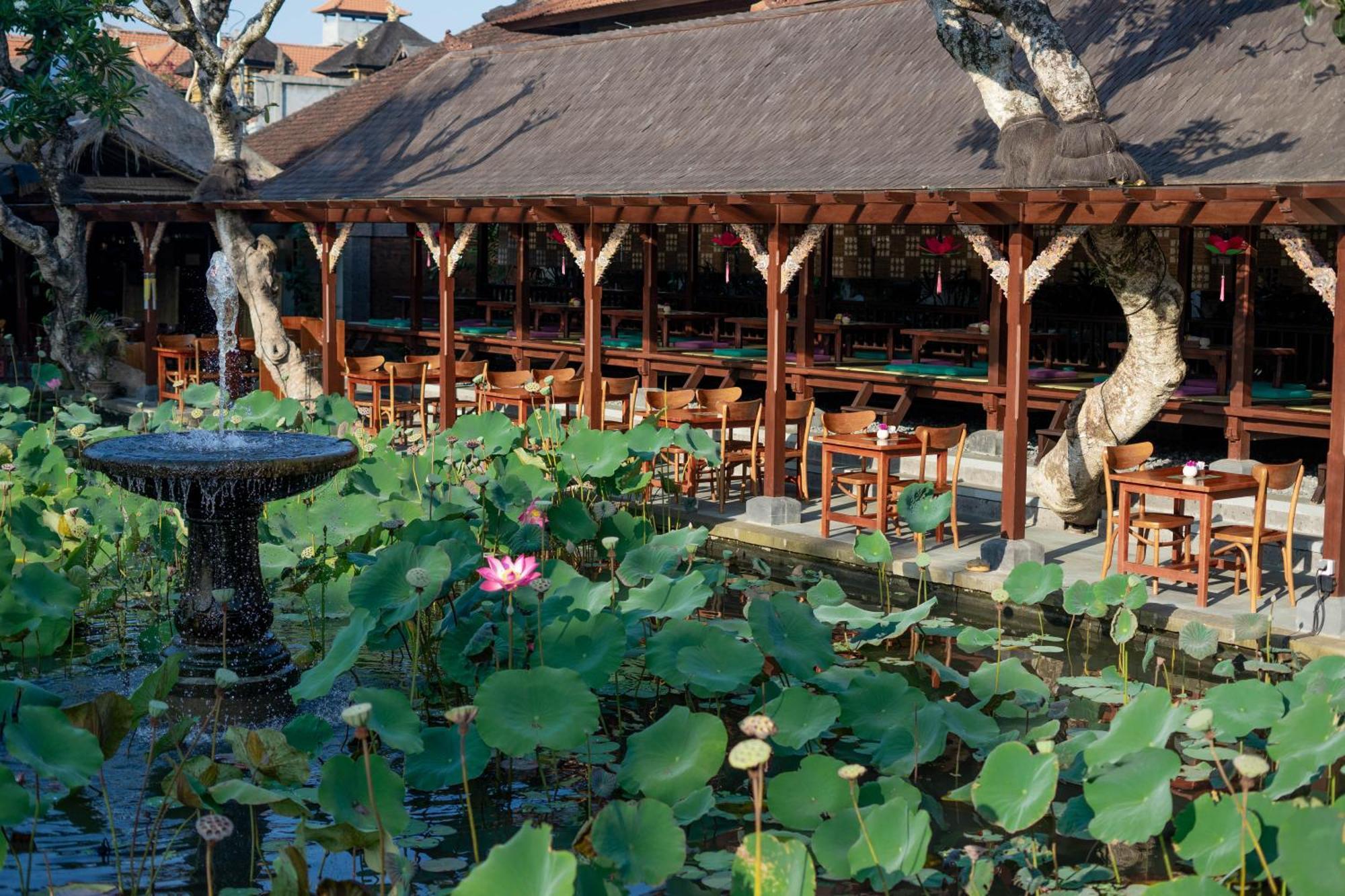 Puri Saraswati Dijiwa Ubud Экстерьер фото